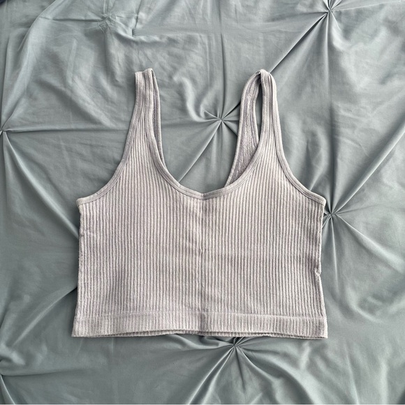 Urban Outfitters ribbed cami tank top - Picture 2 of 3